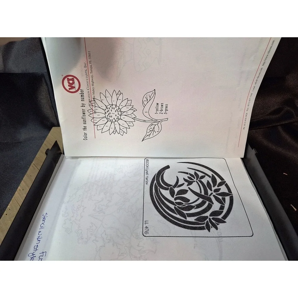 Vintage Stained Glass - Quilting Pattern Portfolio Floral Stencils Lynell Harlow